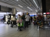 Сборная России с фидерным багажом в аэропорте